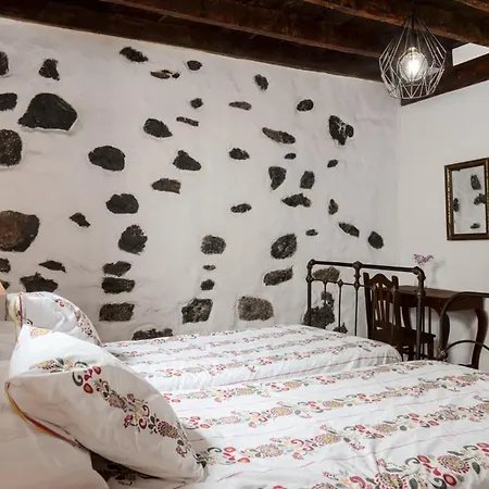 Bed & Breakfast Casa Emblematica 2*