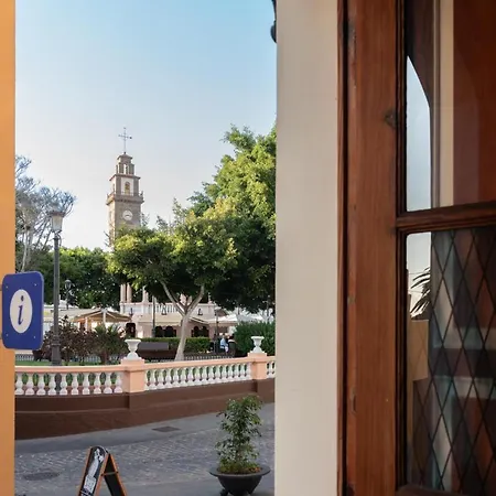 فندق مبيت وإفطار Casa Emblematica